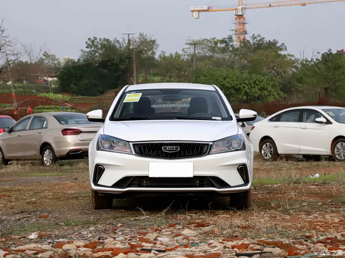 【图】现款的吉利帝豪造型还是非常不错的,年轻时尚_ac schnitzer x4