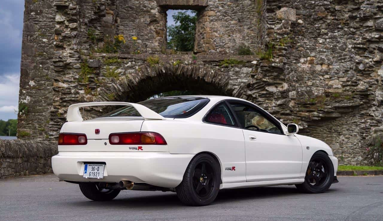 本田integradc2typer这身白衣真不错