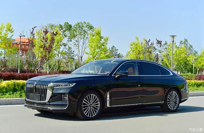 2021广州车展新款红旗h9