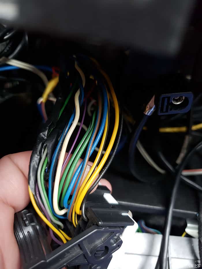 12新君越 cd尾线定义