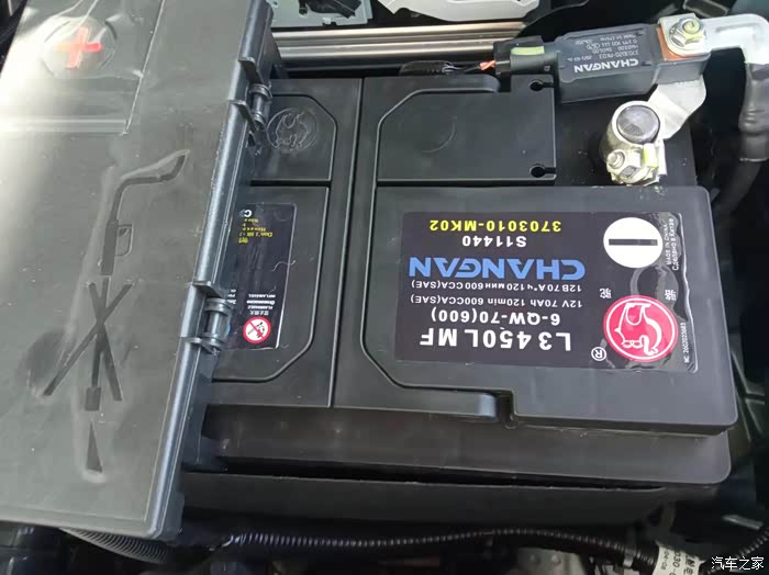 unit发现新老车型电池不一样了这两个品牌那个好点