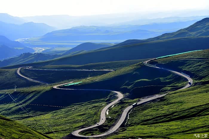 盘山公路  艾肯达坂