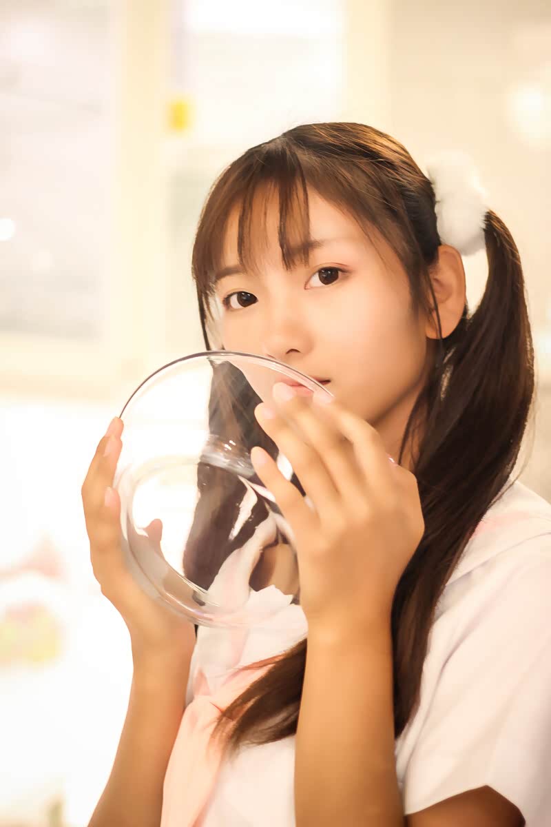 青春如初春 如朝日,如青葱的颜色 ,青春活力四射 激情洋溢