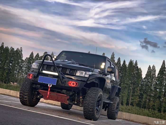 恺之越野bj40p雷神套件2寸升高改装案例丨黑武士篇