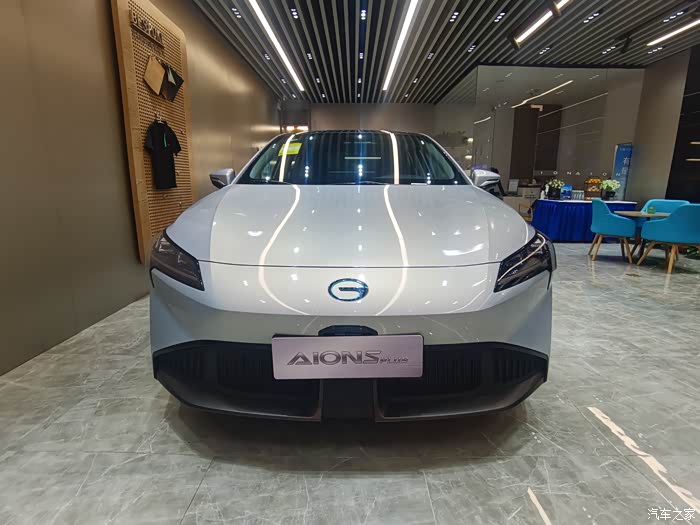 广汽埃安新能源电车