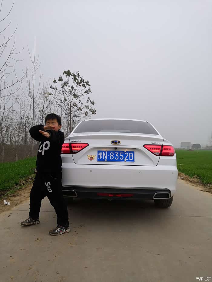 【小外甥当车模】冬天里的秘密,小河,田野,GL