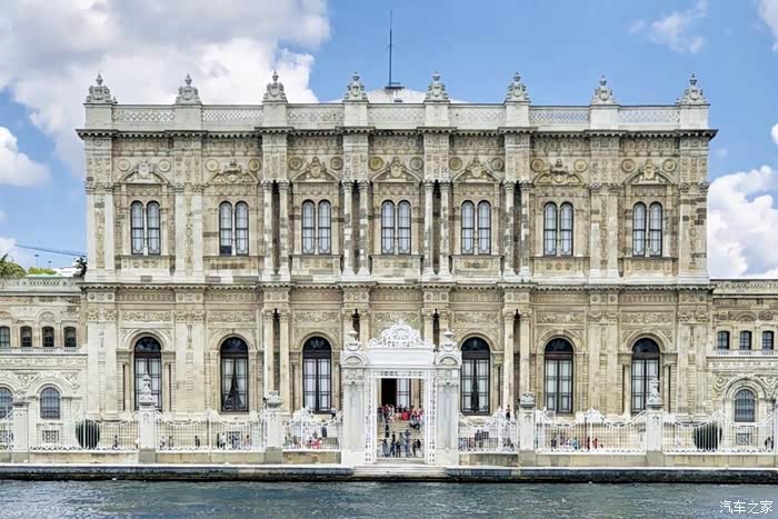 每一种建筑样式,都是一种对幸福的理解.