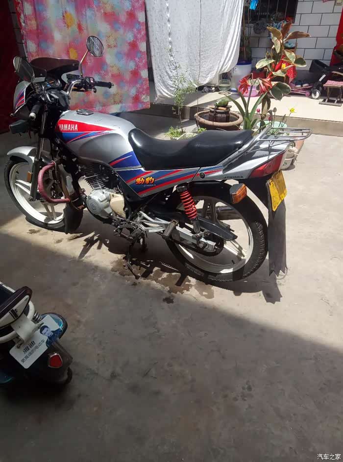 20年的雅马哈劲豹150