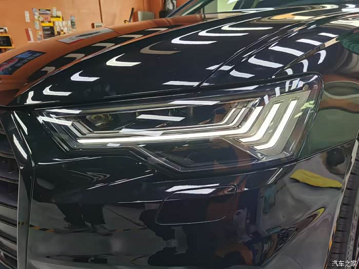 奥迪a6新款oled大灯低配升高配原位安装