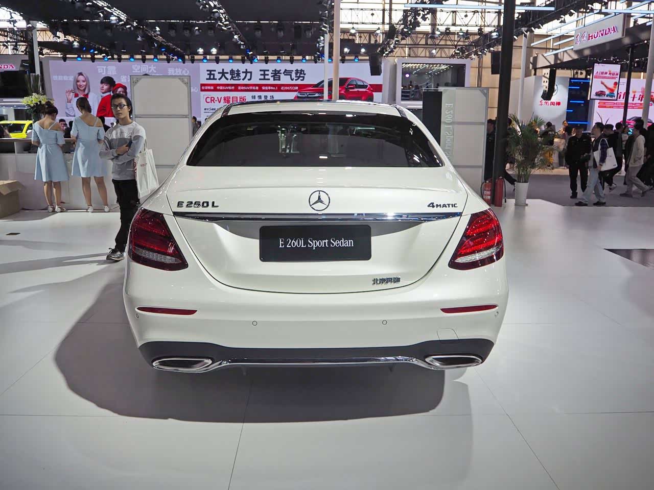 可商务可居家的奔驰e级.