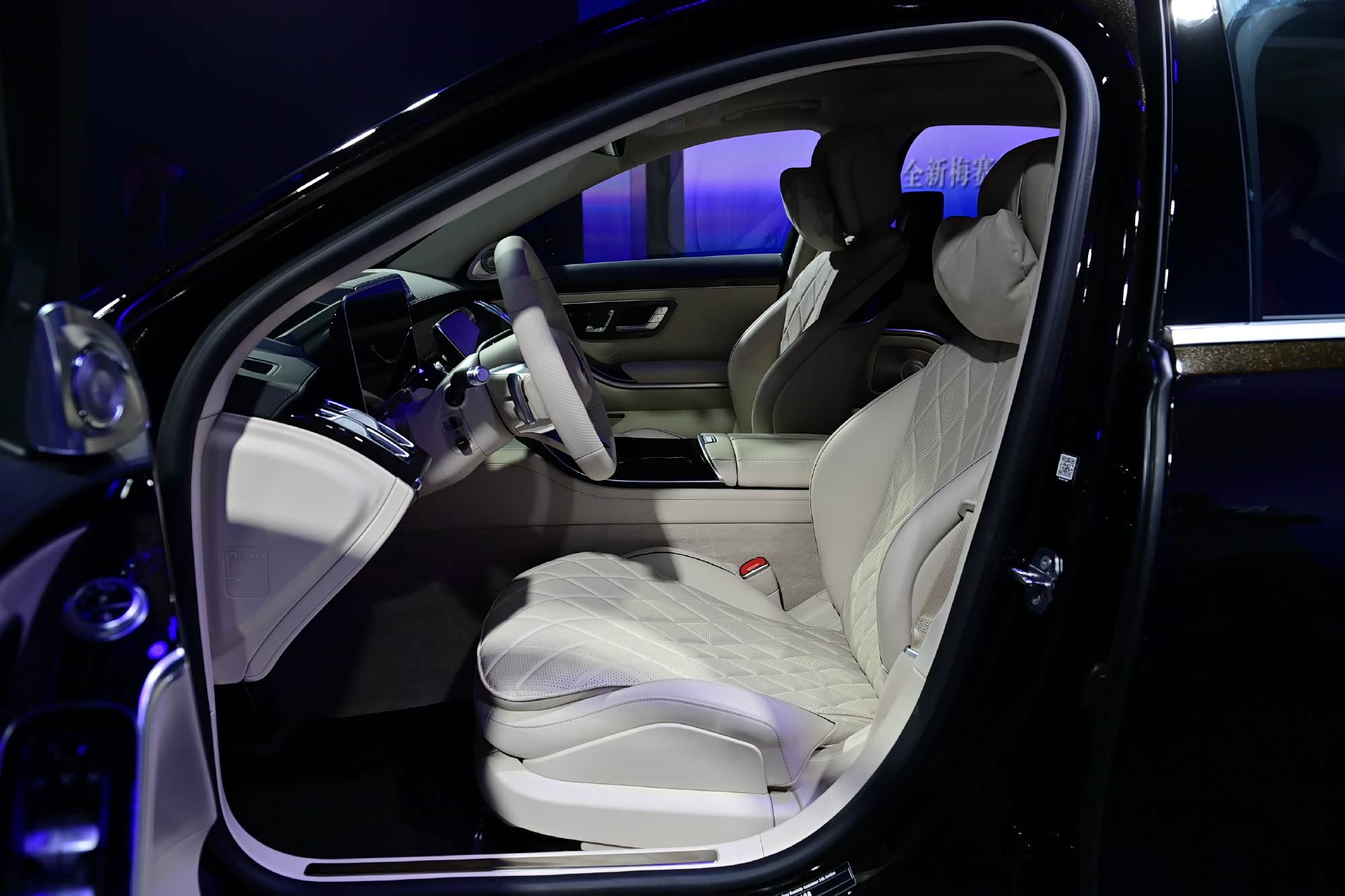 全新一代w223奔驰s级配置提升外观内饰改变