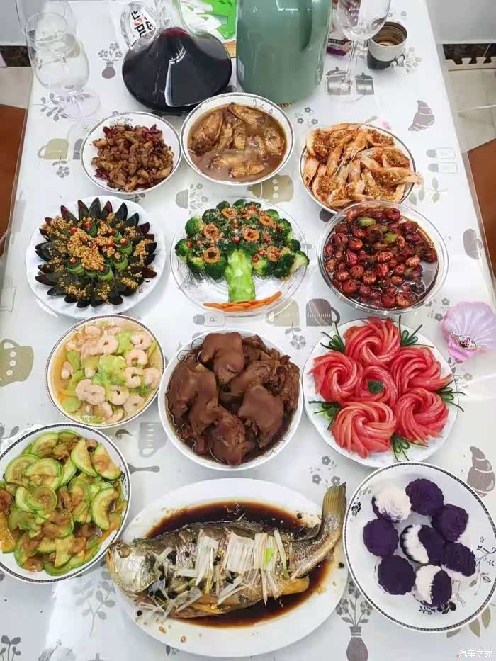 回复: 1 美食论坛 【你好2021】春节过完不止胖三斤       年夜饭