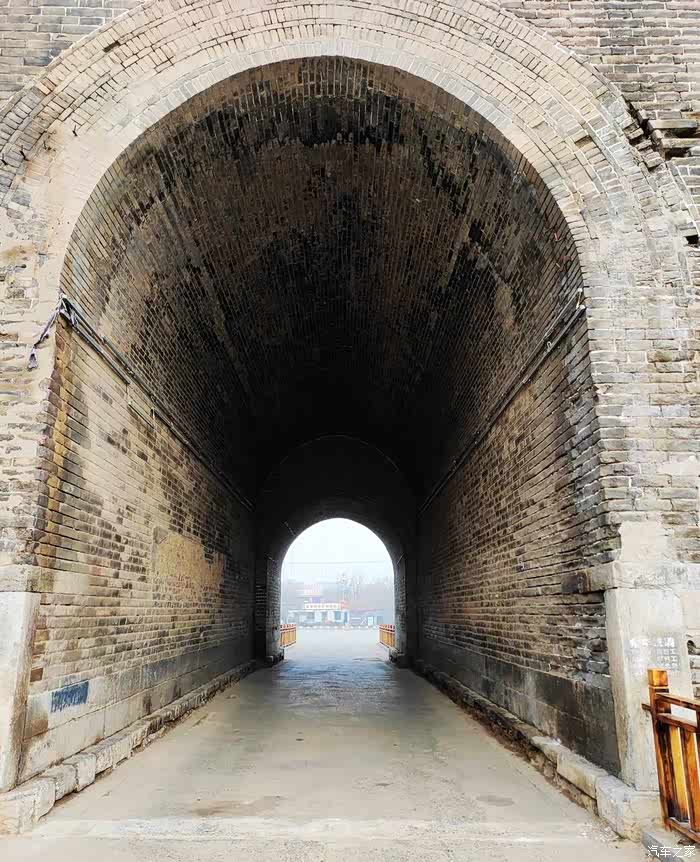 告别2021正定古城北城门遗址公园