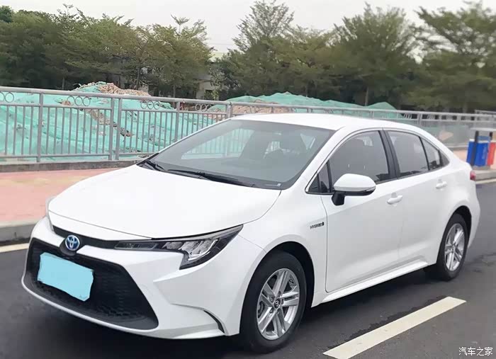 家用首选广汽丰田雷凌双擎