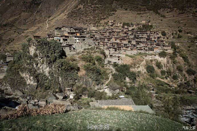 俄亚大村,原始的纳西村落,一个真正原汁原味的古朴村庄