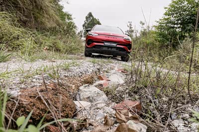 网红矿坑蓝洞户外探险全纪录-惠州腾势x车主越野户外作业