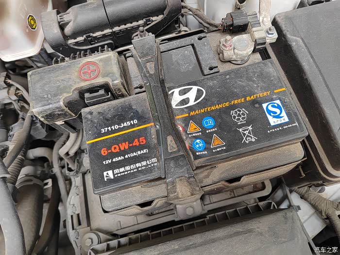 全新悦动电瓶加保温