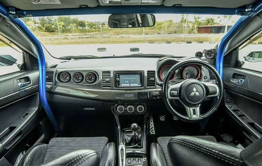 三菱evo10帅的就是这么不讲道理