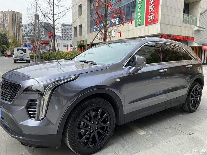 21款xt4改太空灰色轮毂喷钢琴亮黑帅的一塌糊涂