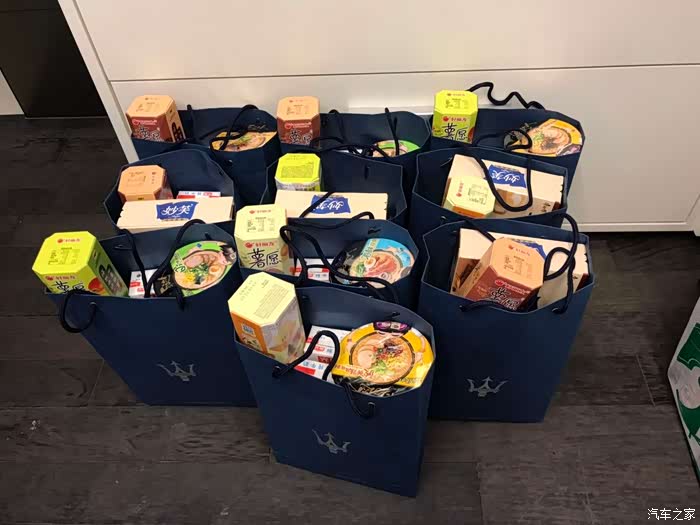 晒一晒出发前准备的能量包,慢慢一大袋.