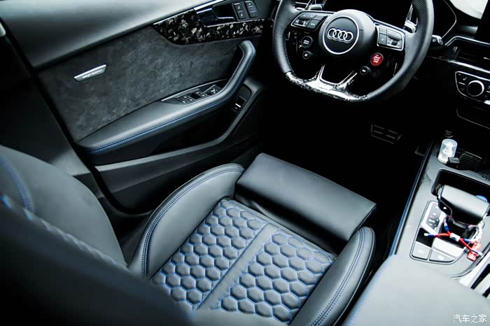 奥迪a5内饰改装