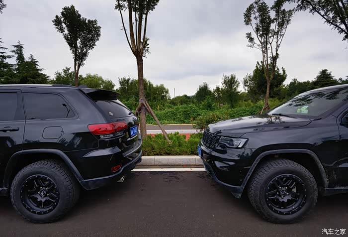 超帅黑武士大切诺基