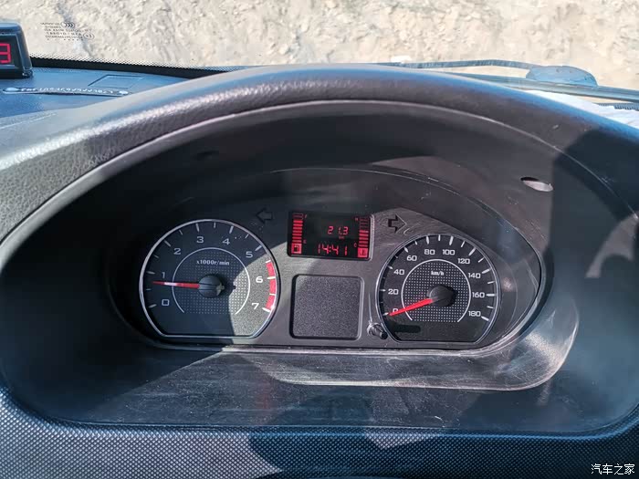 五菱荣光小卡15仪表盘单表改双表