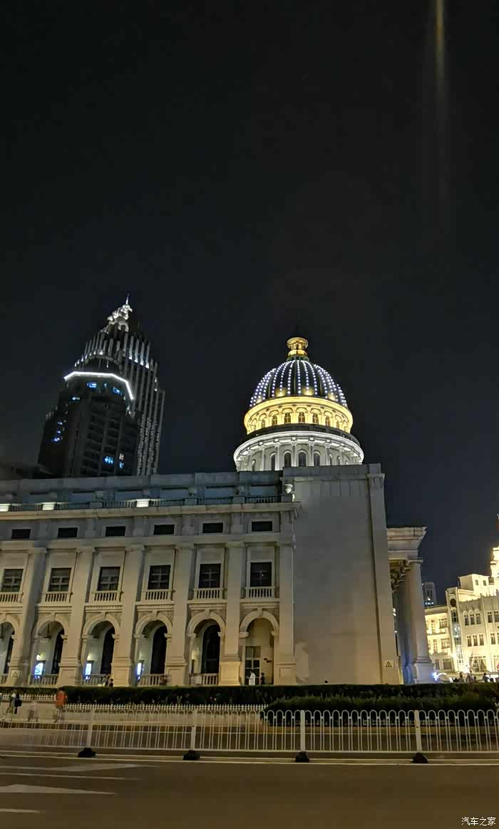 万物复苏送福利小白楼夜景一