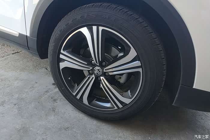 有车的美好,代步爱车名爵zs缔造