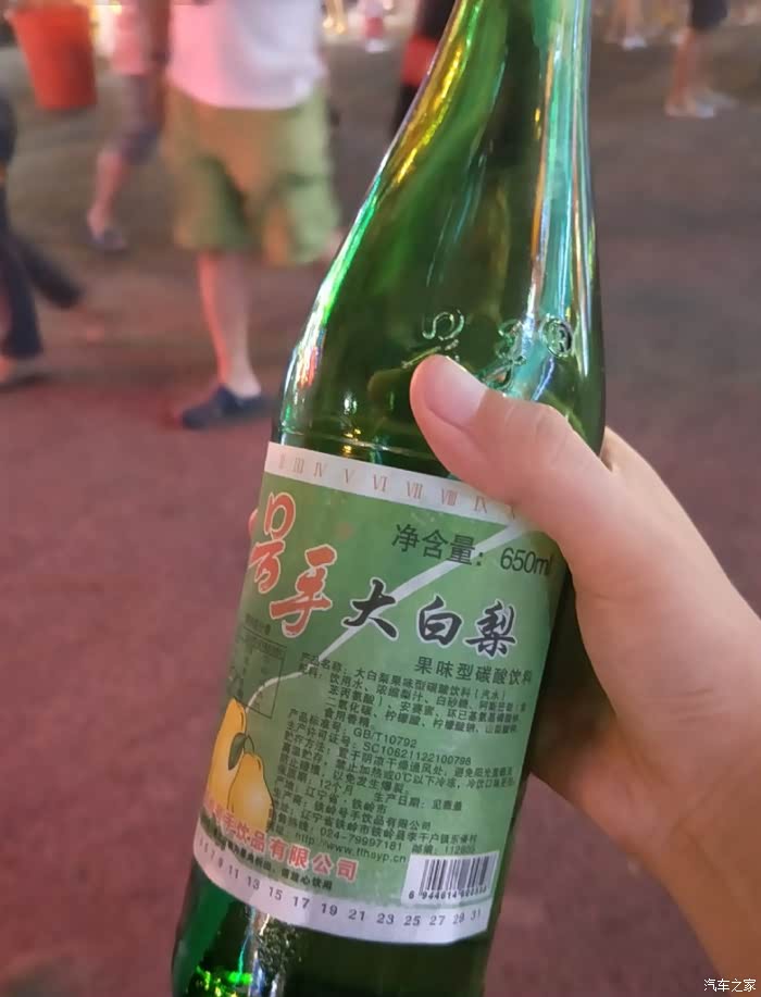 大白梨,童年的味道,开车不喝酒,这个喝一口相当解渴了.