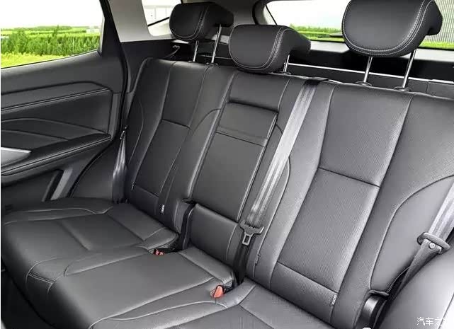 wey vv6,超大空间,满足一家出行之需