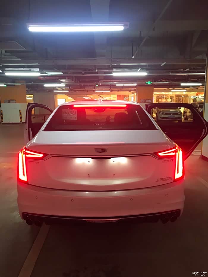 魅艳凯迪拉克,我的时尚选择.