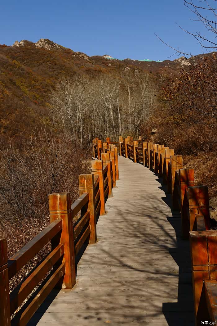 大山深处好风光长峪城登山步道赏红叶
