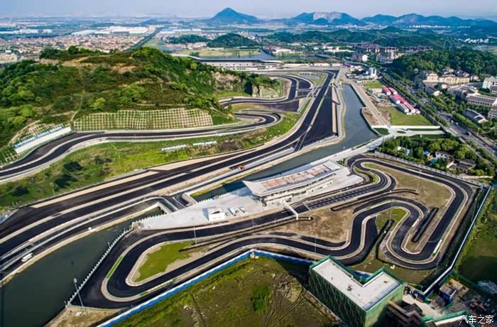 把速度提起来把心放慢赛道初体验