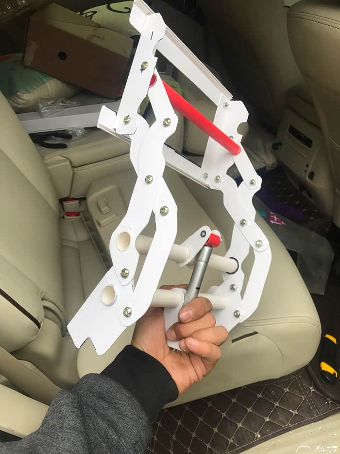 几经转折途乐原厂座椅加装电动腿托