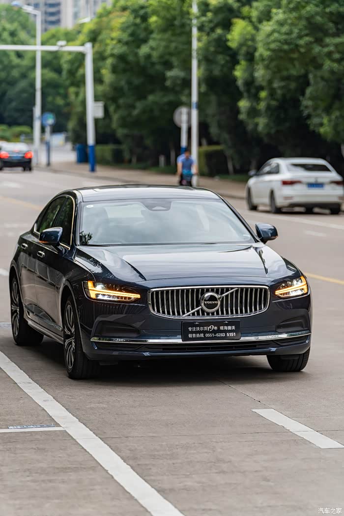 开个三十多万的盲盒你受得了么沃尔沃s90牛仔蓝就这