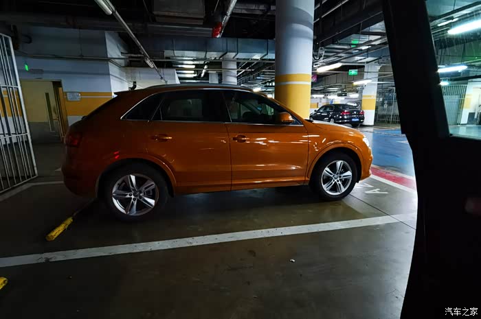 【图】偶遇一辆老款q3_奥迪q3论坛_汽车之家论坛