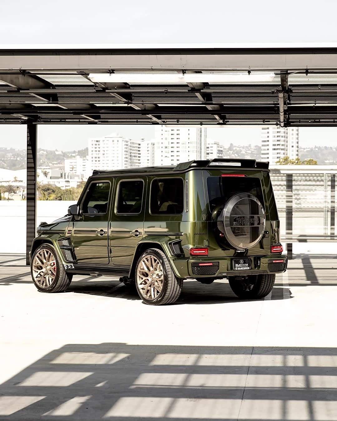 brabus g700,也是女神的最爱.