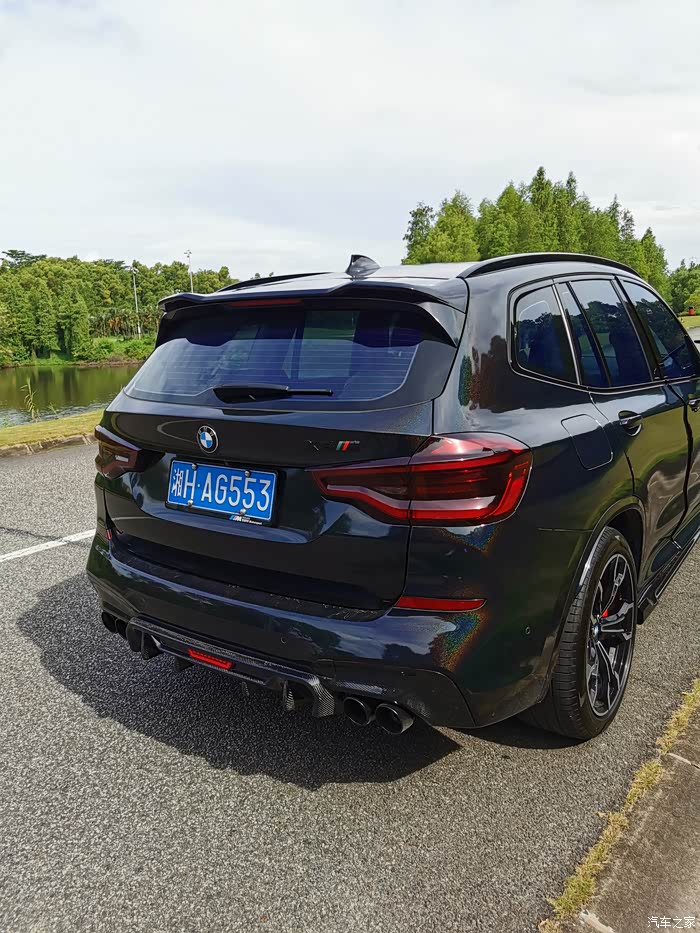 宝马x3改x3m雷霆版附带x4效果