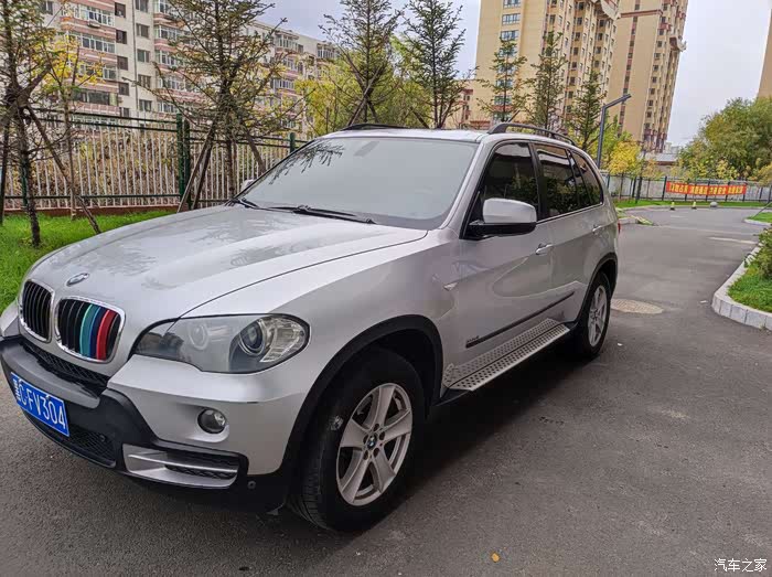 出售07年宝马x5电子档的全车原漆成色极品