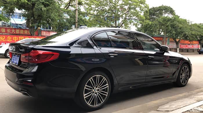 就我一个人觉得5系m运动黑色都特别难看吗