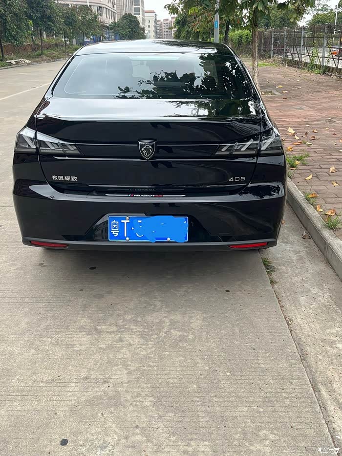 标致新408进取版黑武士