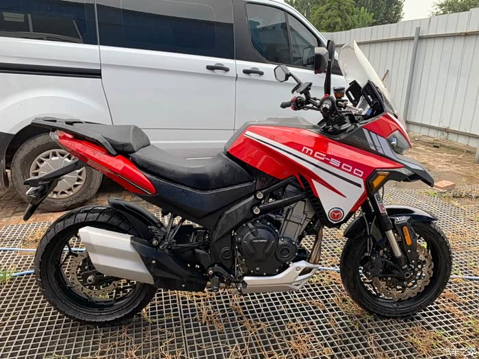 17年6月motrrc摩瑞500,abs版,17公里新车!未上牌!可以开发票!