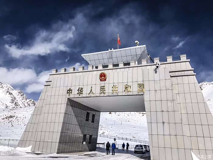 海拔1300米到5100米的向上之路,帝豪中巴边境巅峰挑战全纪实!