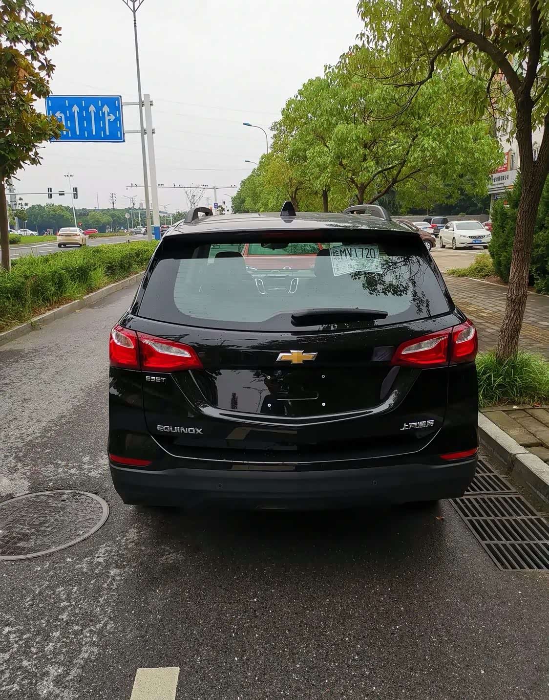 雪佛兰探界者黑色真的骚气