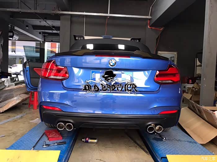 蓝色225喷什么颜色的卡钳比较好求意见