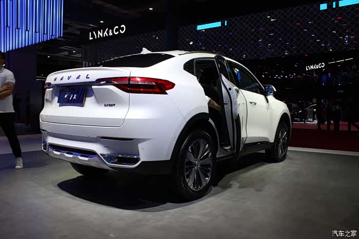 溜背造型谁与争锋一见钟情哈弗f7x新物种新生态