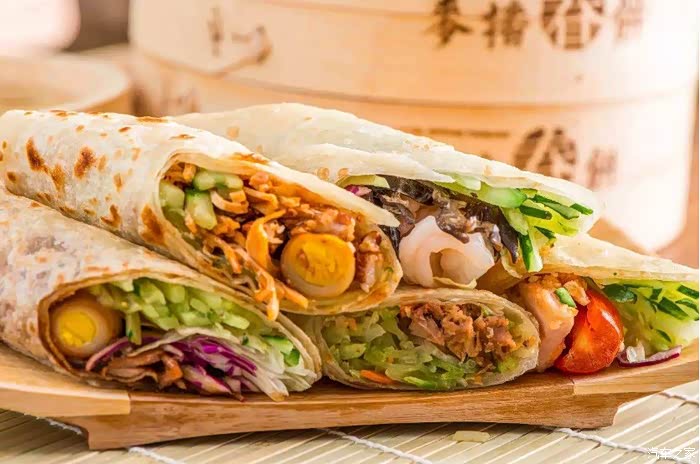 厨房美食菜谱烙馍卷菜的做法