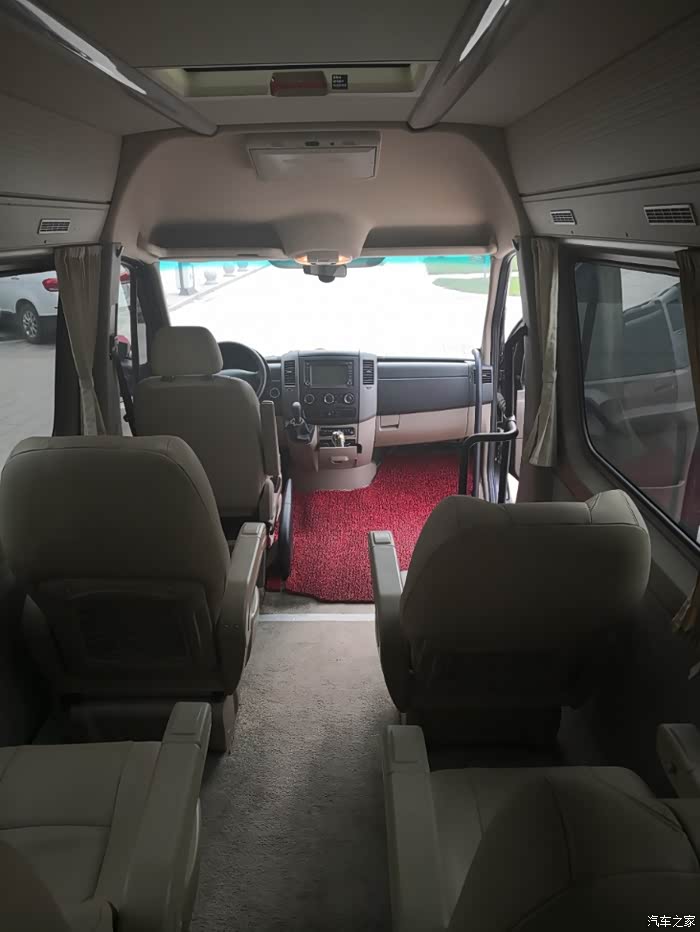 奔驰凌特只跑了一万公里好车