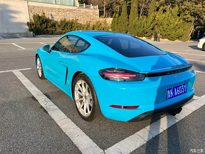 保时捷718cayman迈阿密蓝配置到顶